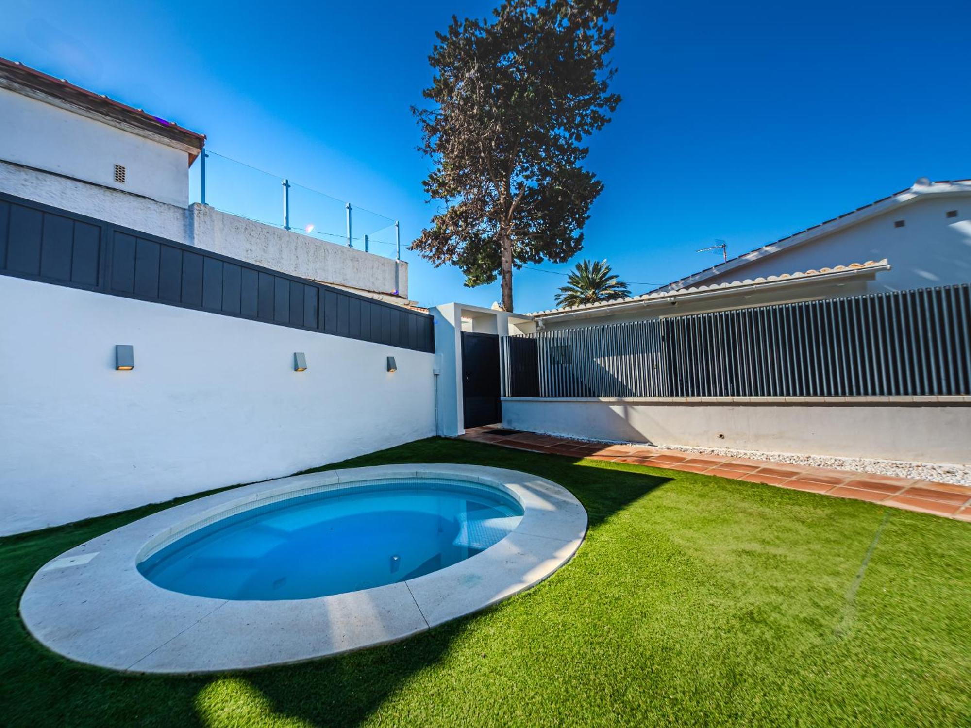 Vakantiehuis New House 80 M From The Marbella